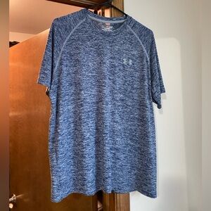 Navy Under Armour Men’s t-shirt